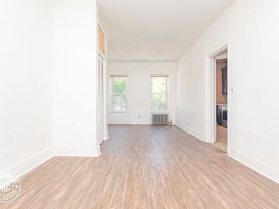 2nd image of 812 Sterling Pl Floor 3