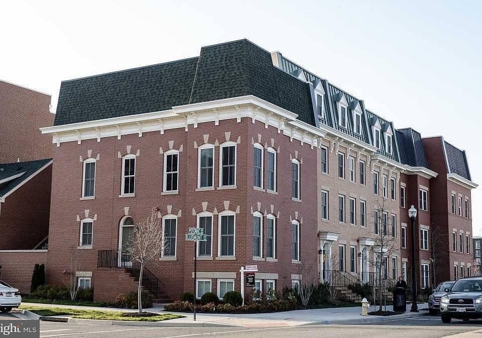 1st image of 738 Bluemont Ave