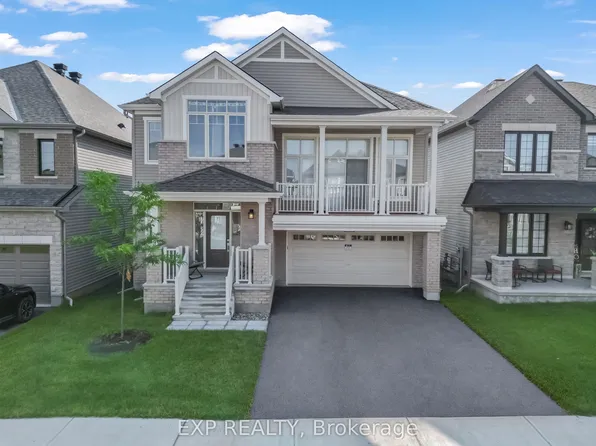 626 Inver Ln, Ottawa, ON K2J 7C4