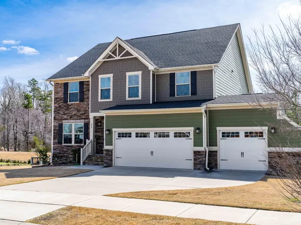 208 Devon Fields Dr, Holly Springs, NC 27540