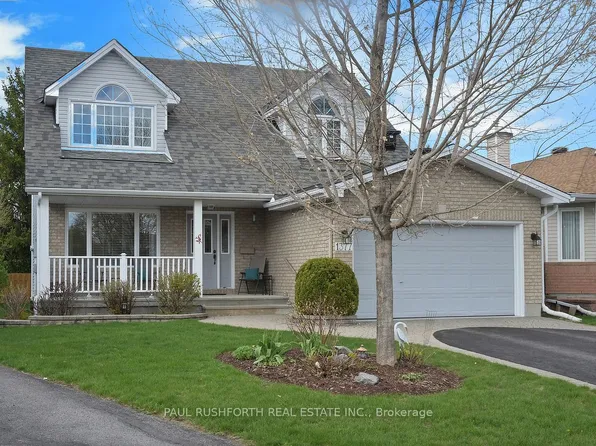 1377 Caravel Cres, Ottawa, ON K1E 3X4