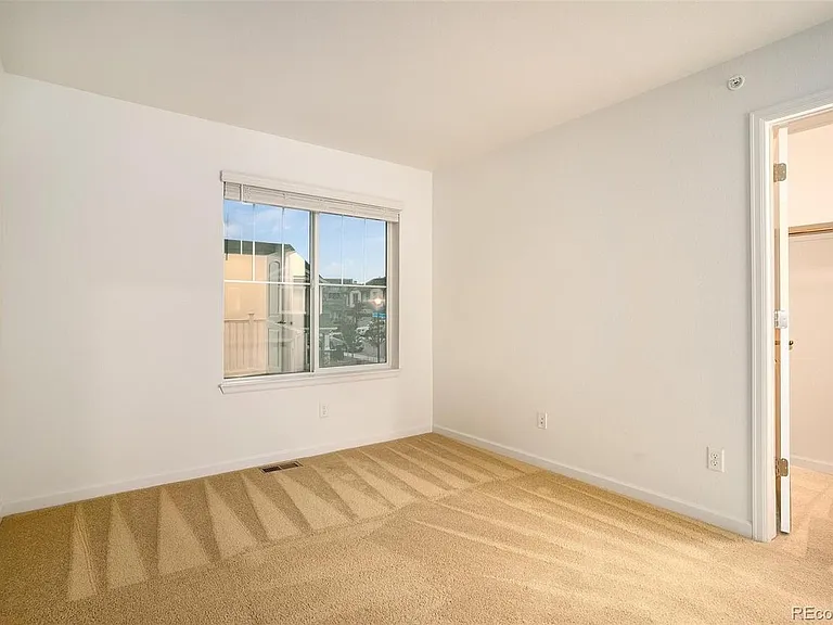 827 Marine Corps Dr — Photo 16