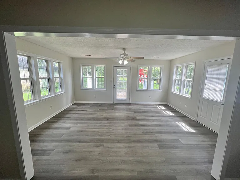 2720 Ewing Ford Rd — Photo 9