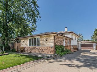 94 Westfield Ln, Des Plaines, IL