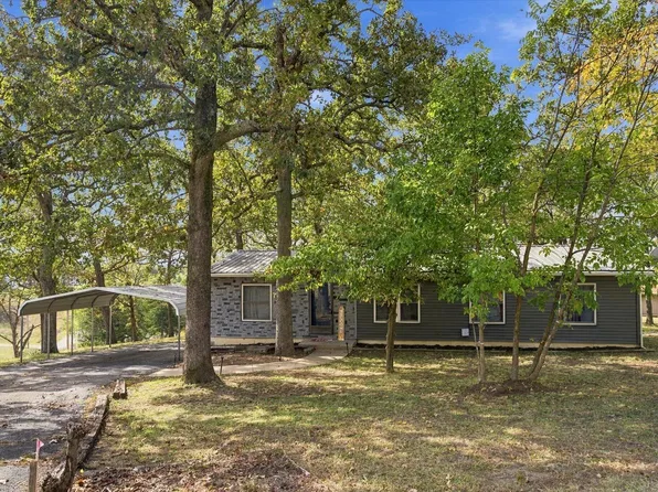 24788 Camelot Drive, Hermitage, MO 65668
