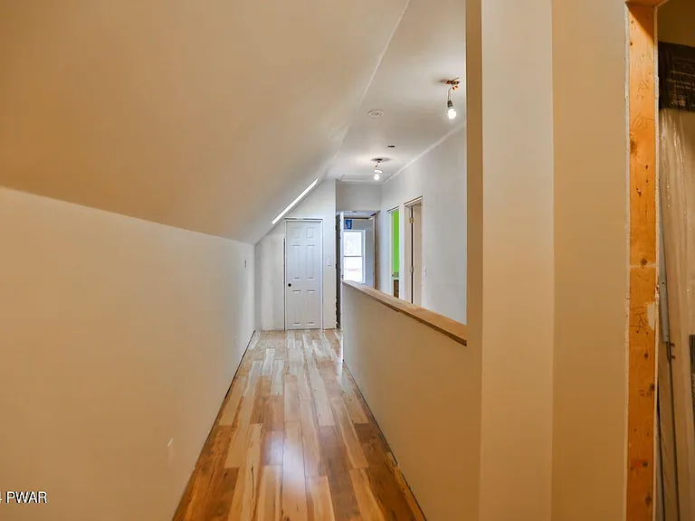 110 Stallion Dr — Photo 163