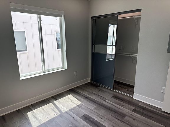 4th image of 5025 San Jacinto St #210