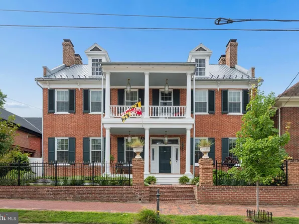 26 E Salisbury St, Williamsport, MD 21795