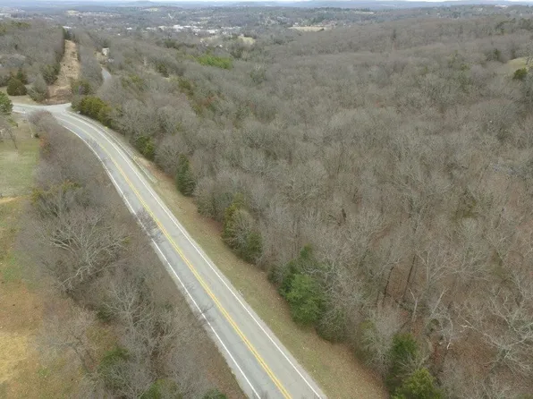 578AC Dotson St, Huntsville, AR 72740