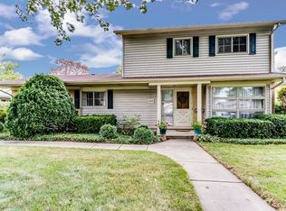 1019 S Edson Ave, Lombard, IL 60148