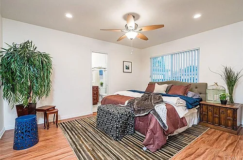 3049 Maine Ave #M Photo 1