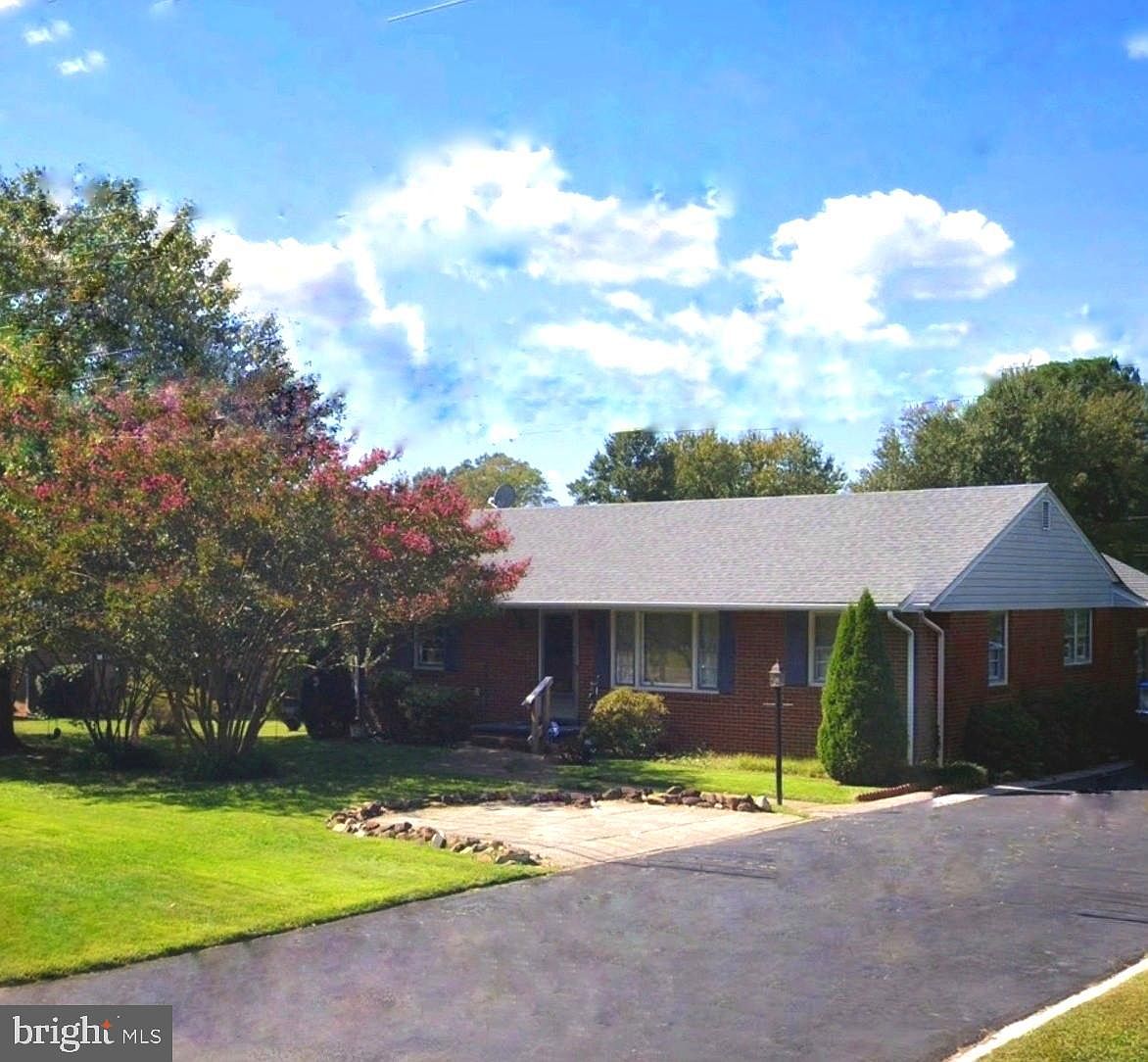 719 Forbes St, Fredericksburg, VA 22405 Zillow