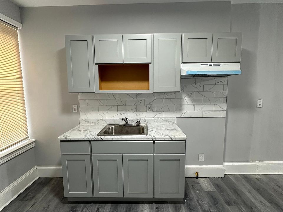 1st image of 6144 Vine St Floor 1