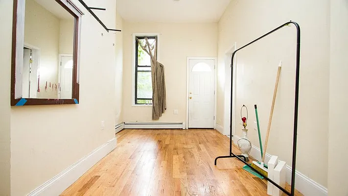 Rented by Nooklyn NYC LLC | media 42