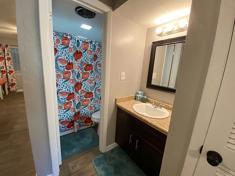 1215 Lee Ave — Photo 10