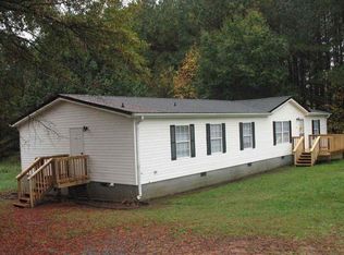 650 Dickson Rd, Campobello, SC 29322