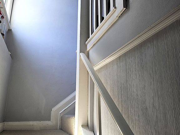 2nd image of 5 Rivercrest Dr #1