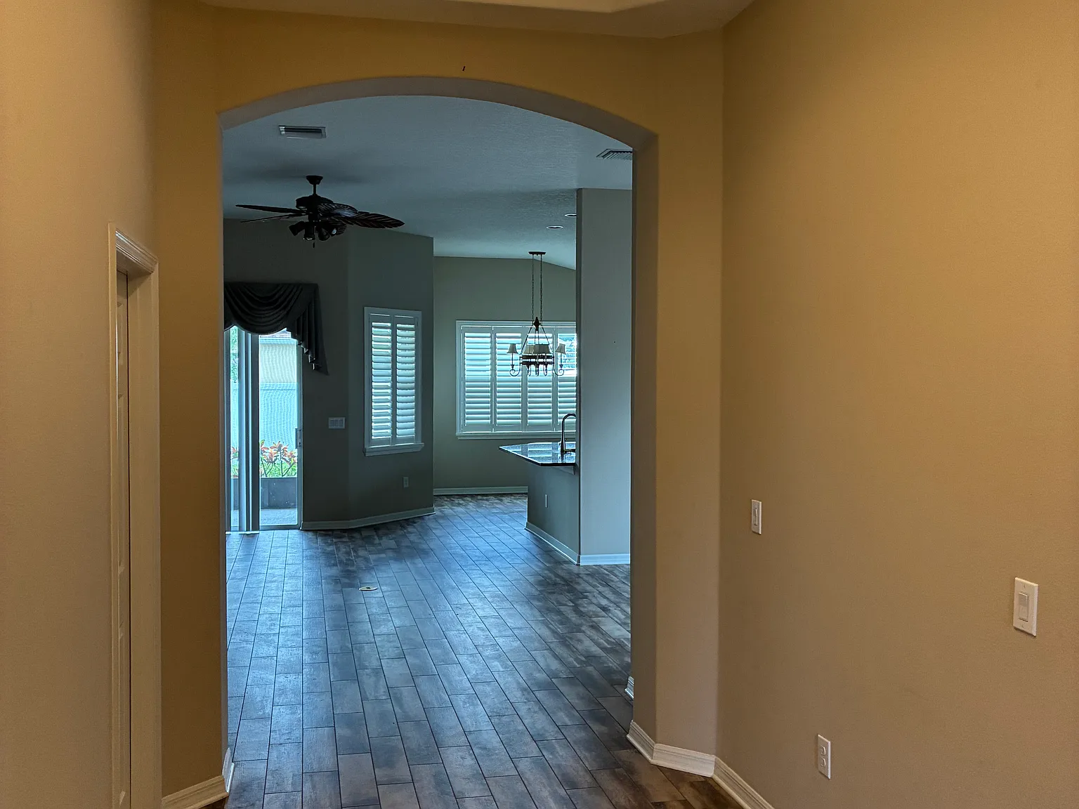 3 bed, 1745 sqft, $2,300 — Photo 2