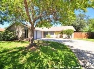 6723 Oak Lake Dr, San Antonio, TX 78244