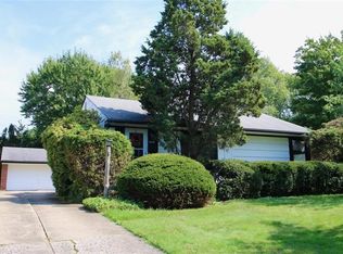 5405 Harmony Ln, Willoughby, OH 44094