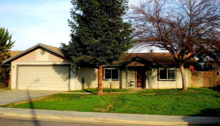 1st image of 2424 N Sowell Ct