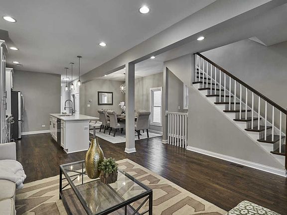 4th image of 4406 N Keeler Ave