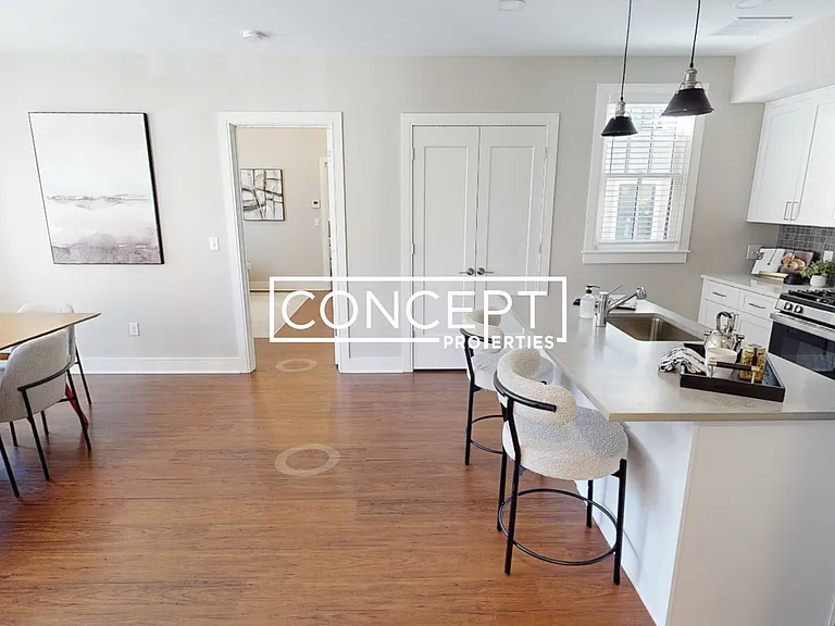 386A Harvard St #M — Photo 1