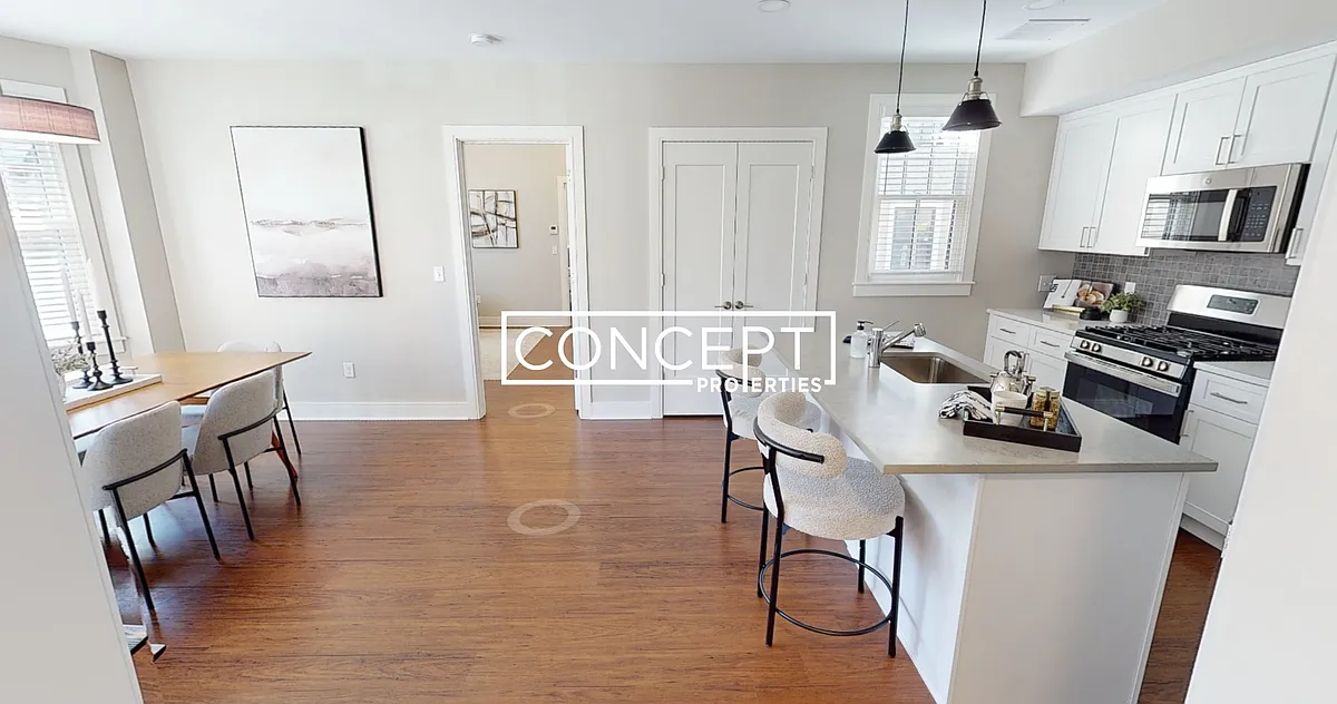 Building Photo - 113 Harvard St #1