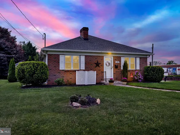 101 Clearview Rd, Hanover, PA 17331