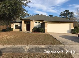 595 Martin Lakes Dr E, Jacksonville, FL 32220