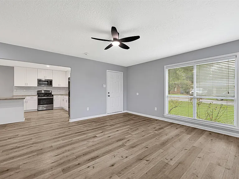 2131 Counter Point Dr — Photo 11
