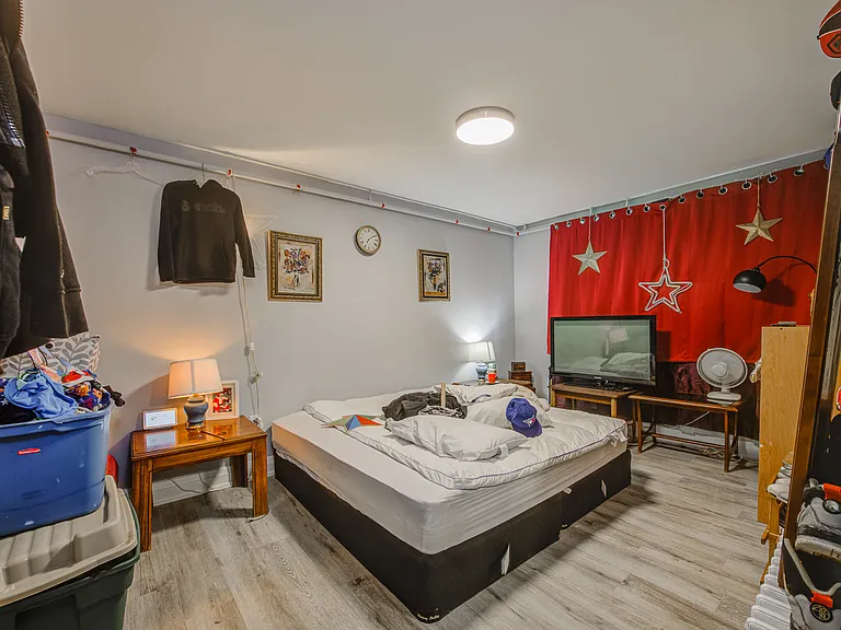 99 Haig St #2 — Photo 7