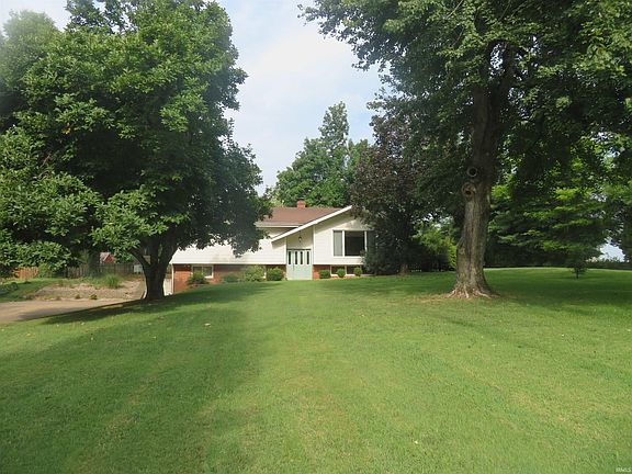 2nd image of 3899 Casey Rd