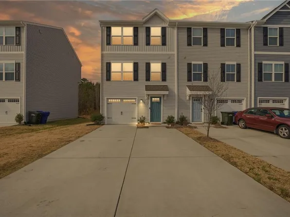 80 Clara Ct, Suffolk, VA 23434