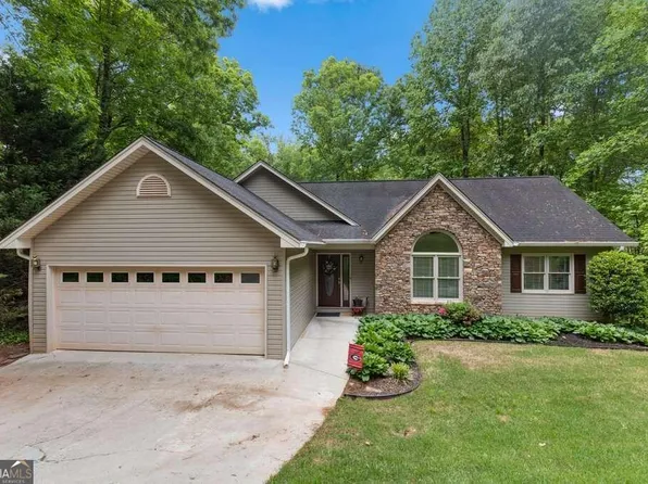 4458 Hidden Oaks Dr, Flowery Branch, GA 30542