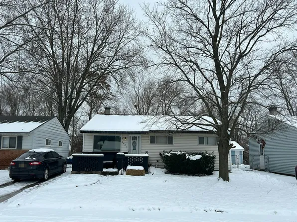 1631 S Walton St, Westland, MI 48186