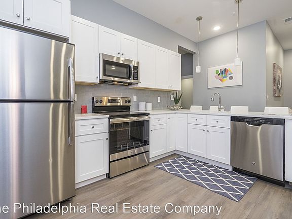 5th image of 3925 Haverford Ave #303