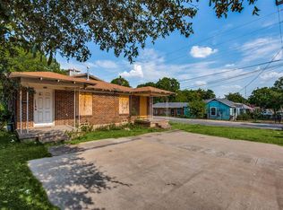 530 Sunnyside Ave, Cockrell Hill, TX 75211