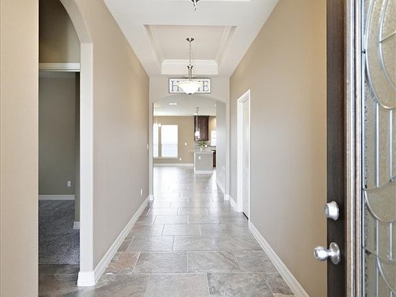 4th image of 207 Bismarck Palm Cir