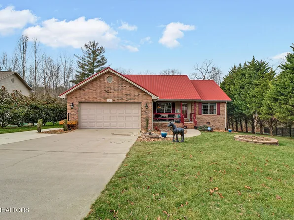 17 Dickens Ln, Crossville, TN 38558