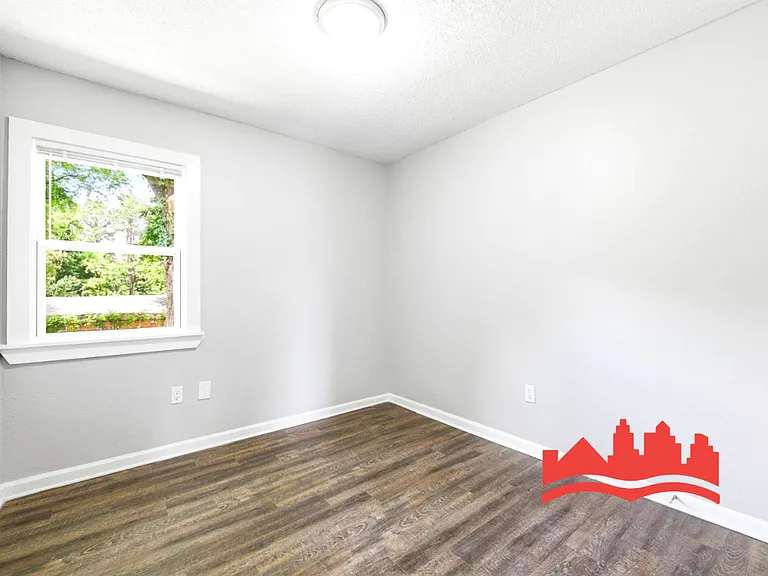 3230 Sweet Springs Dr — Photo 22