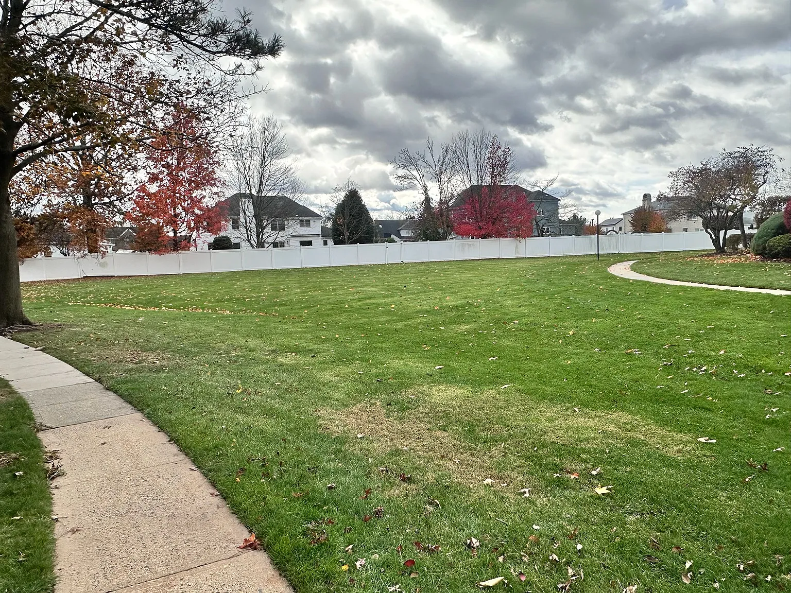 70 Westgate Dr photo 1