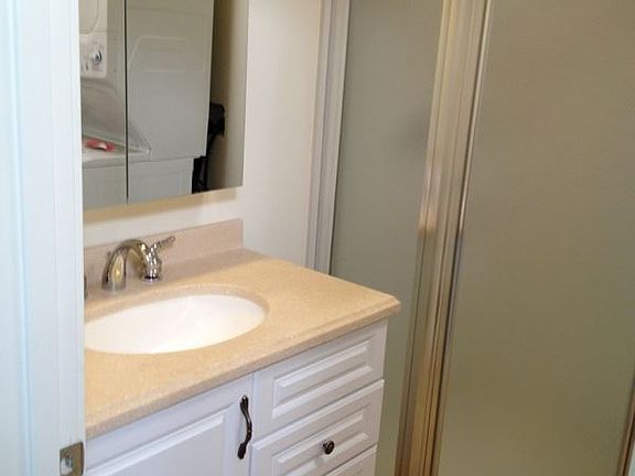 4th image of 3630 Sagunto St