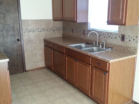 Kitchen Picture #2