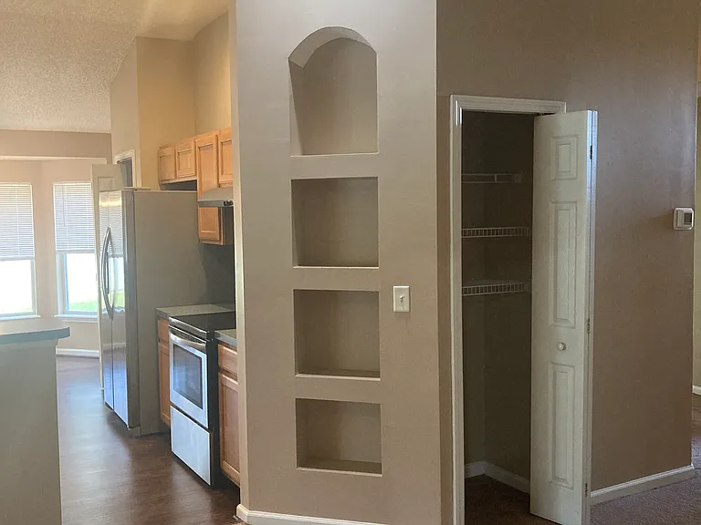 1713 S Summer Ridge Ct — Photo 26