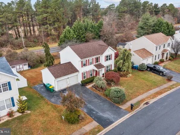 12 Catherine Ct, Bear, DE 19701