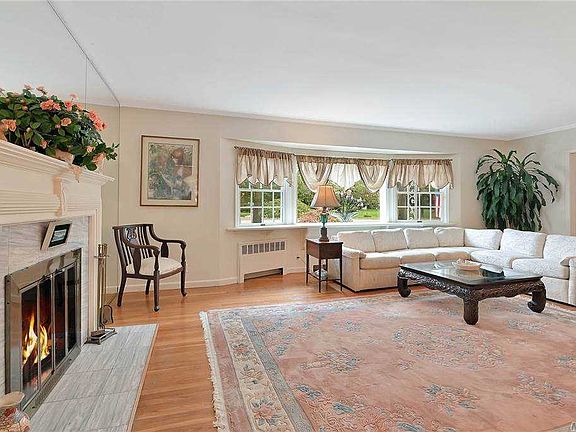 3rd image of 120 Washington Ave