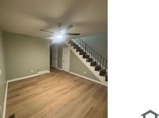 1718 Kings Mill Ct, Dayton, OH 45406