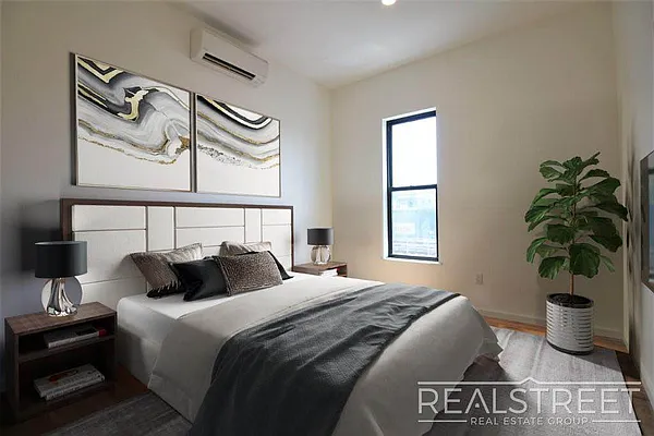 Rented by Real Street Inc | media 6