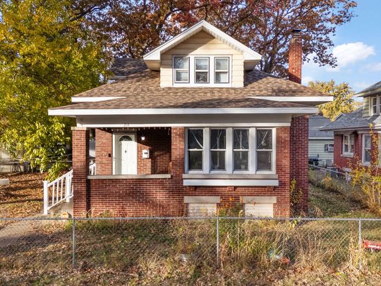 214 Fir St, Michigan City, IN 46360